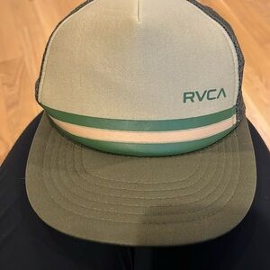 RVCA Men’s Hat Mesh/Snap-On Olive